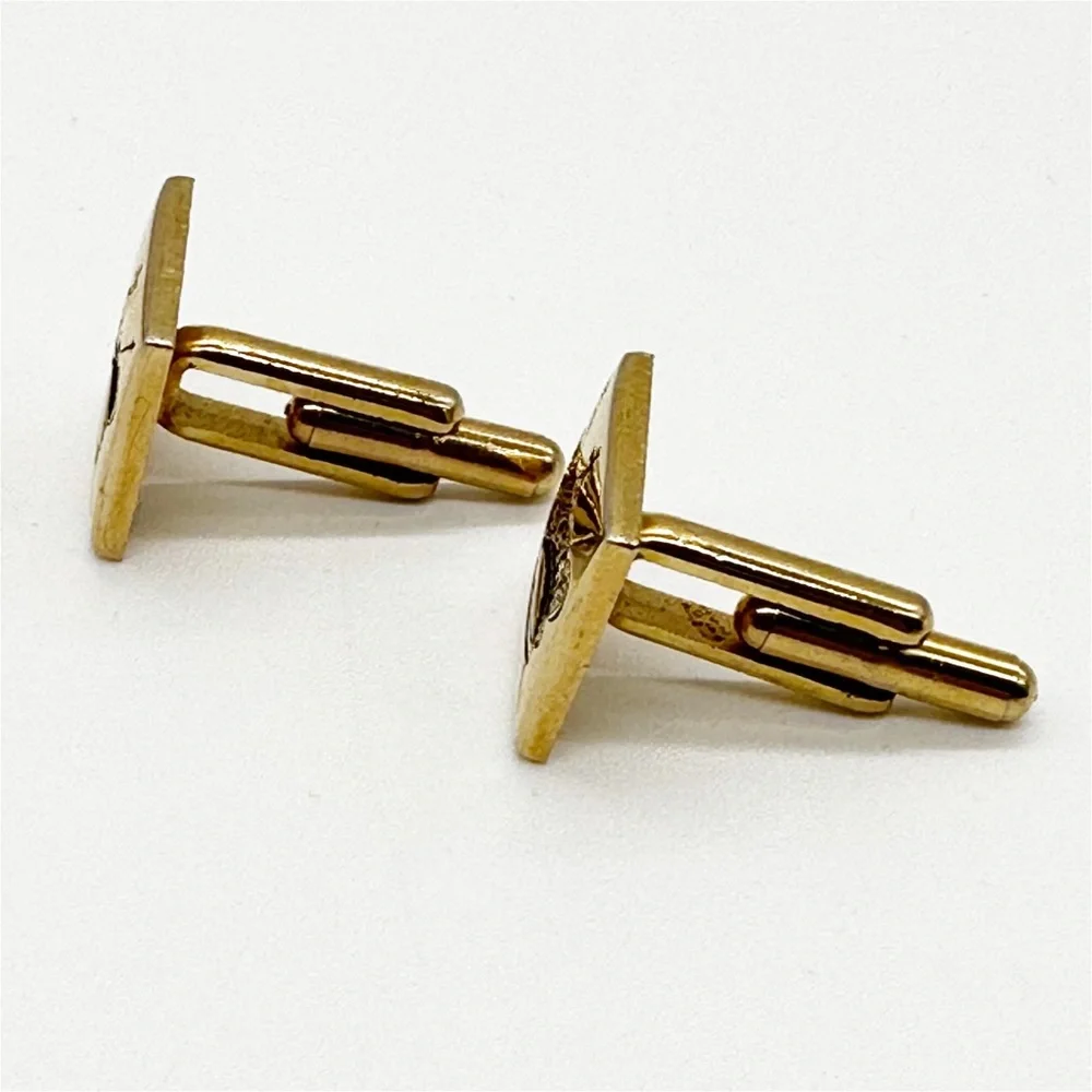Vintage Gold Tone Engraved Crown Square Cufflinks - Picture 2 of 6